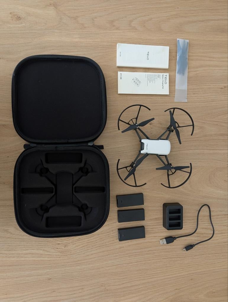 DJI Ryze Tello Drone - Complete set met 3 accu's en case, Ophalen of Verzenden