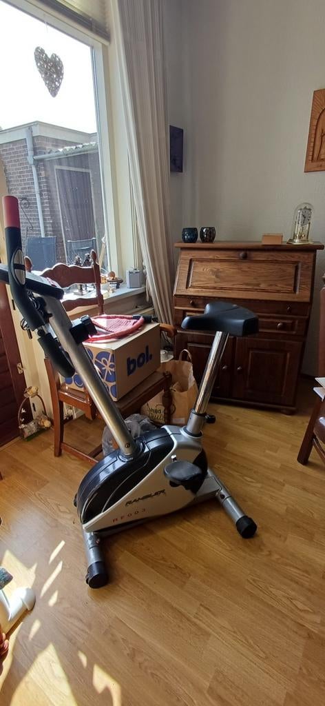 Hometrainer met computer7, Ophalen, Gebruikt, Metaal, Benen