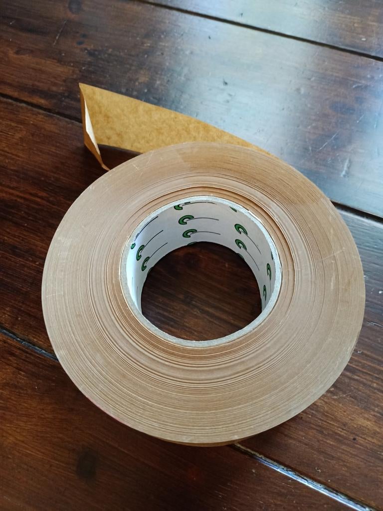 Grote rol tape voor opspannen aquarelpapier., Hobby en Vrije tijd, Schilderen, Ophalen, Gebruikt, Overige typen