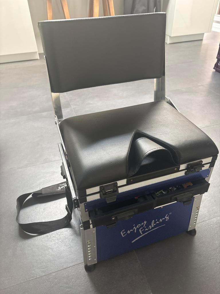 Viskoffer met zitje - Enjoy Fishing, Ophalen, Gebruikt, Koffer of Tas