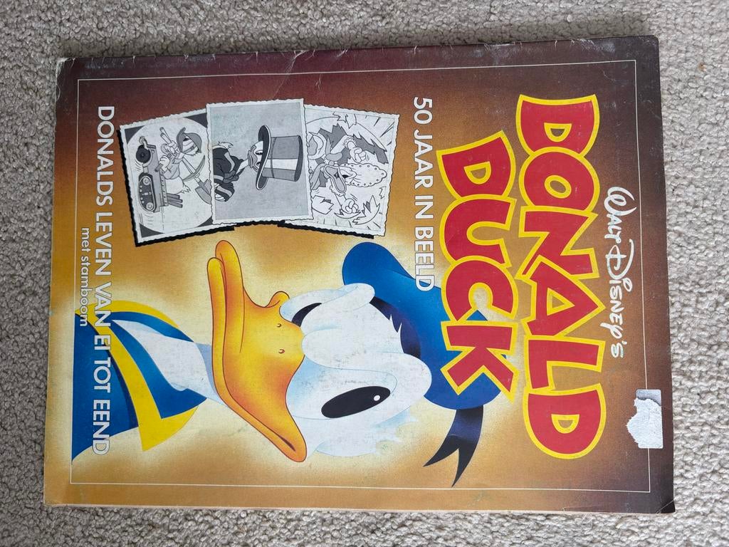 Donald Duck: 50 jaar in beeld - Speciale uitgave, Eén stripboek, Ophalen, Gelezen