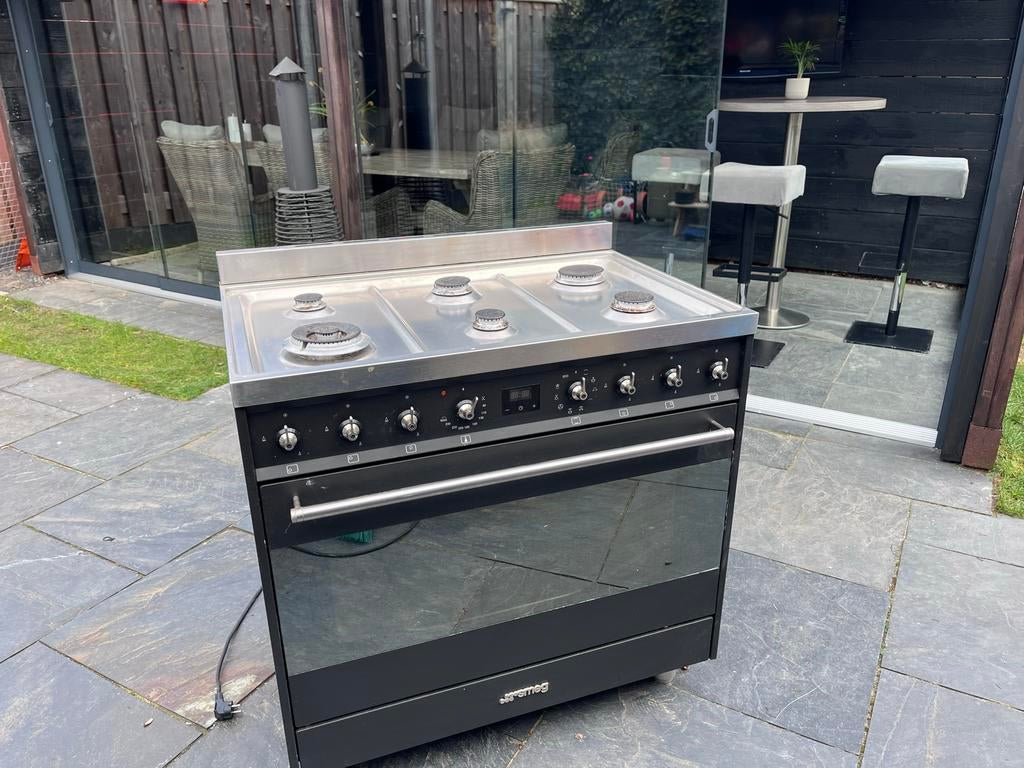 Smeg gasfornuis 6 pits - Vrijstaand, Witgoed en Apparatuur, Fornuizen, Ophalen, Gebruikt, 60 cm of meer, Gas
