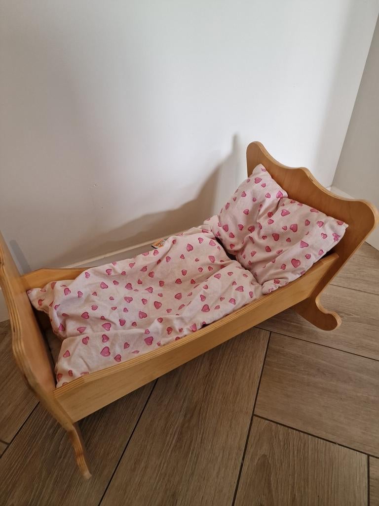 Houten poppenwieg met beddengoed, Ophalen, Gebruikt, Overige typen