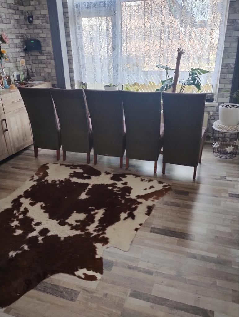 6 stoelen, Ophalen