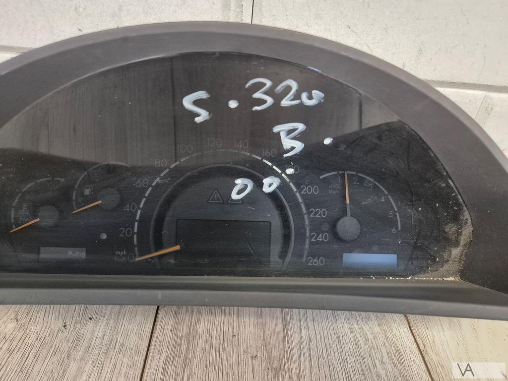 Tellerklok Cockpit Mercedes S klasse W220 a2205401411 €100, Auto-onderdelen, Gebruikt, -, Ophalen of Verzenden, -