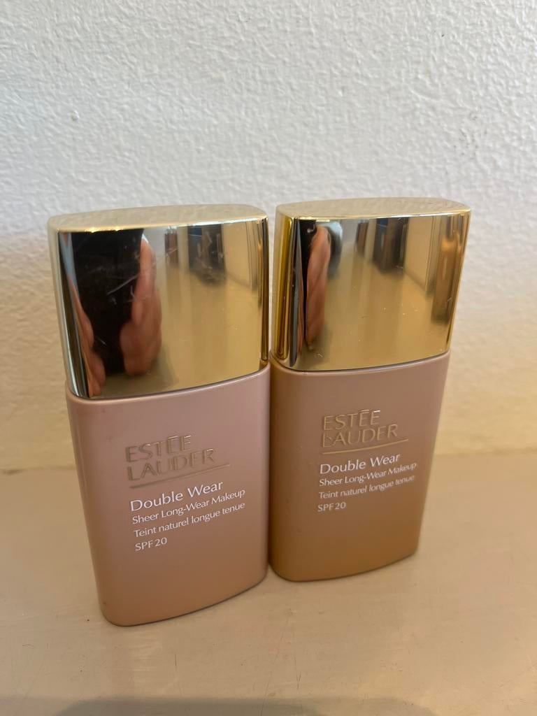 2 x Estée Lauder Double Wear Sheer Long-Wear Makeup SPF 20, Gehele gezicht, Beige, Ophalen of Verzenden, Zo goed als nieuw
