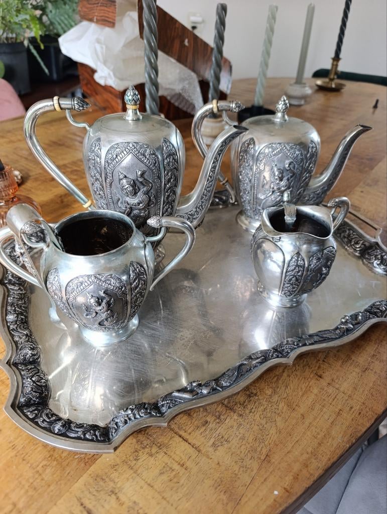 Antiek Thais zilveren theeservies, Ophalen, Zilver