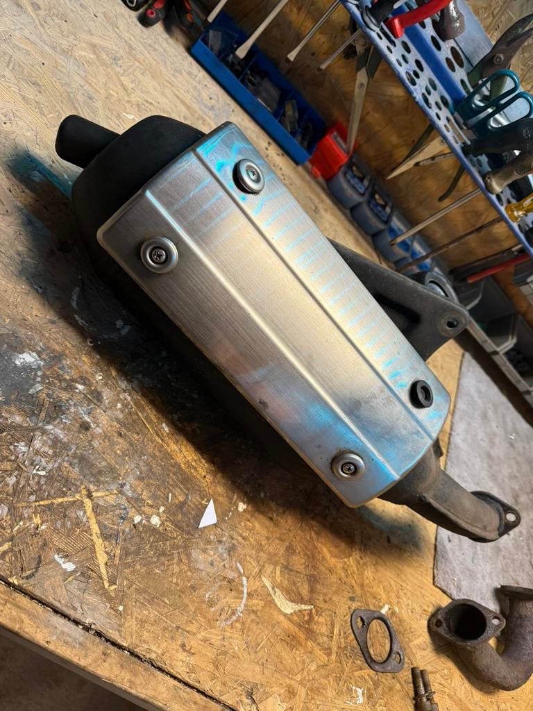 SM06 (look) Uitlaat voor Piaggio 125/180, Ophalen, Zo goed als nieuw, Uitlaat, Piaggio