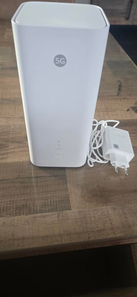 4g/5g router, Computers en Software, Routers en Modems, Ophalen of Verzenden, Zo goed als nieuw