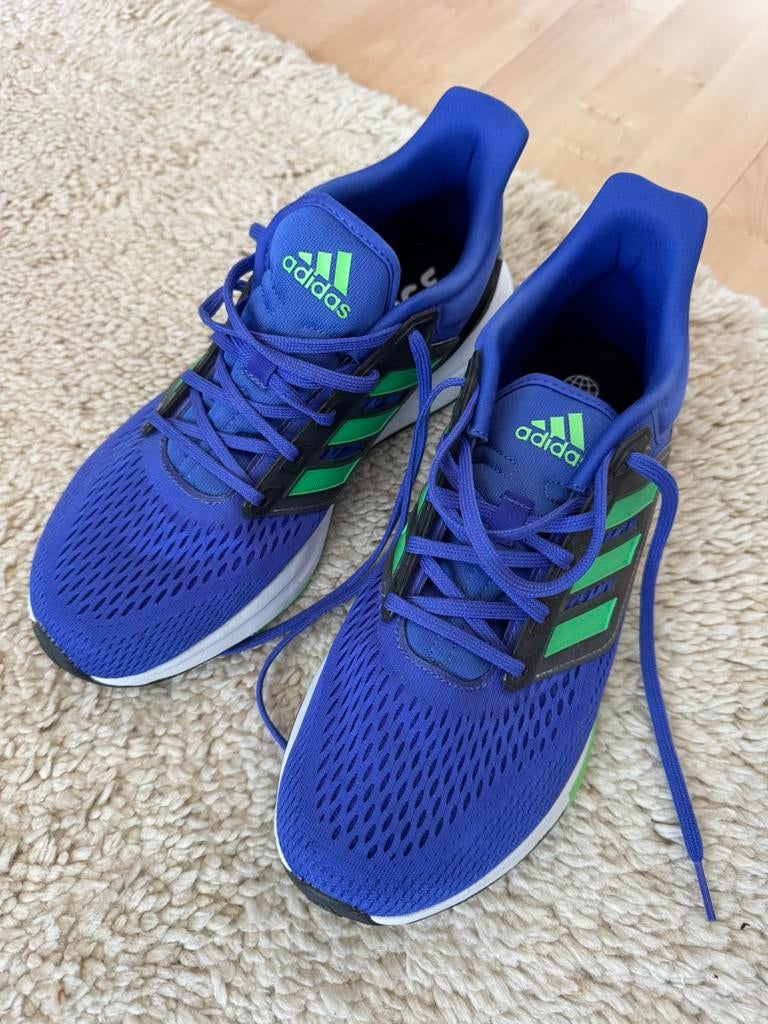 Adidas Bounce hard/loopschoenen (maat 43), Sport en Fitness, Loopsport en Atletiek, Ophalen of Verzenden, Zo goed als nieuw, Hardloopschoenen