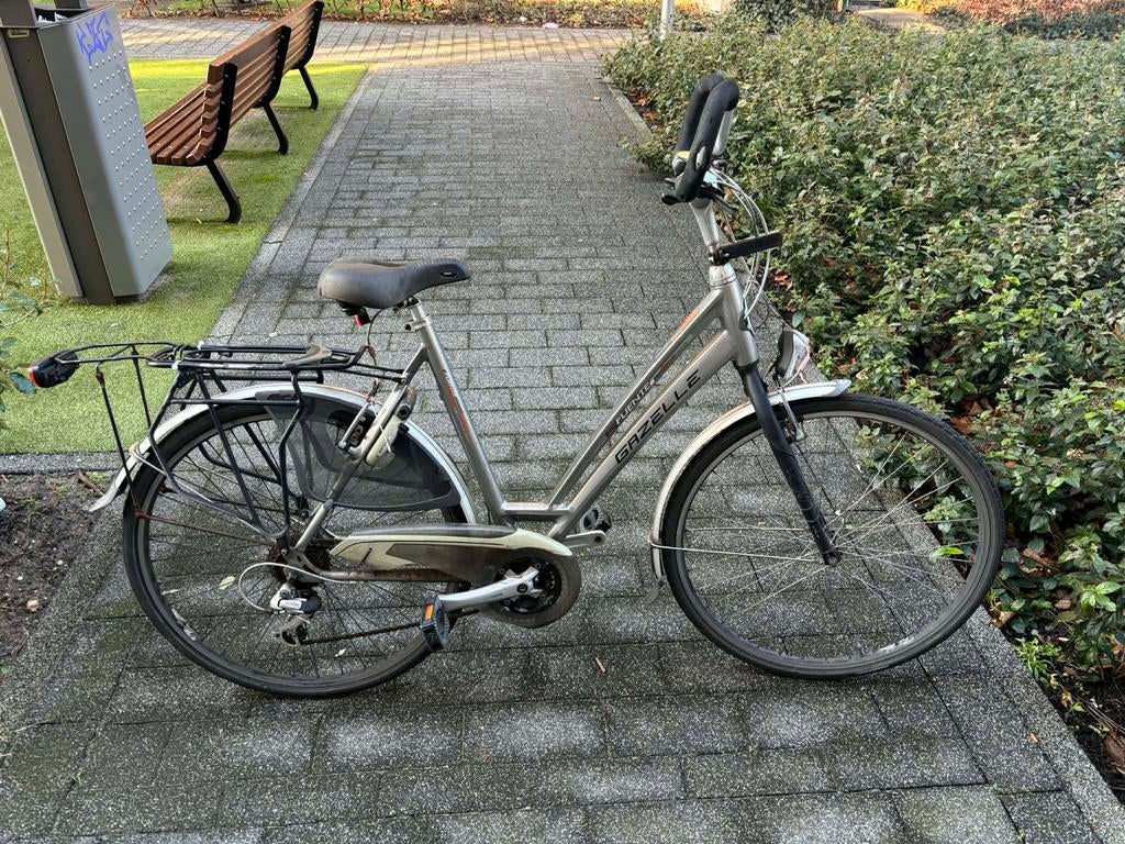 Gazelle Fuente Damesfiets 24 versnellingen 28 inch banden, Fietsen en Brommers, Fietsen | Dames | Damesfietsen, Ophalen