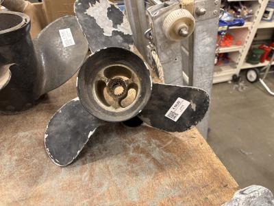 Aluminium schroef Volvo penta, Niet ingevuld, Gebruikt, Niet ingevuld, Niet ingevuld