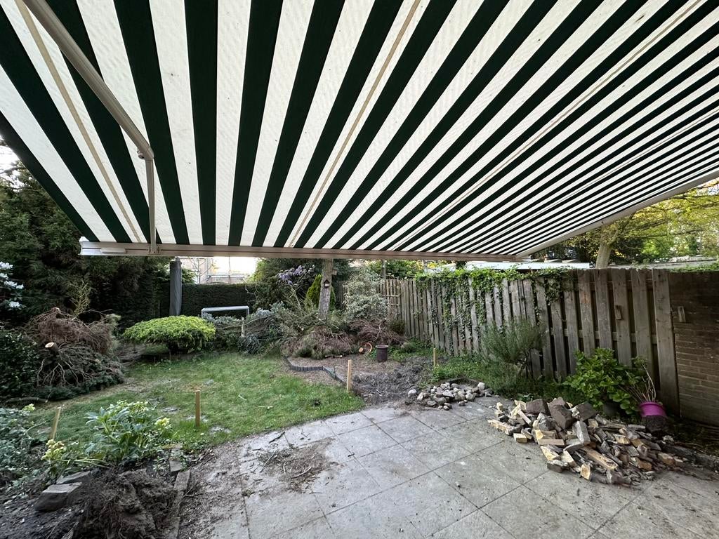 Elektrisch zonnescherm (Somfy), Ophalen, Gebruikt, 450 cm of meer, Elektrisch