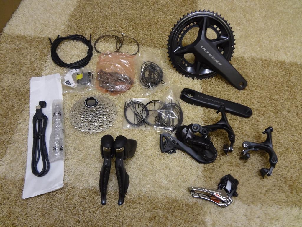 Nieuw Shimano Ultegra R8150 DI2 Velgrem 12 sp Groep set, Sport en Fitness, Wielrennen, Nieuw, Overige typen, Ophalen of Verzenden