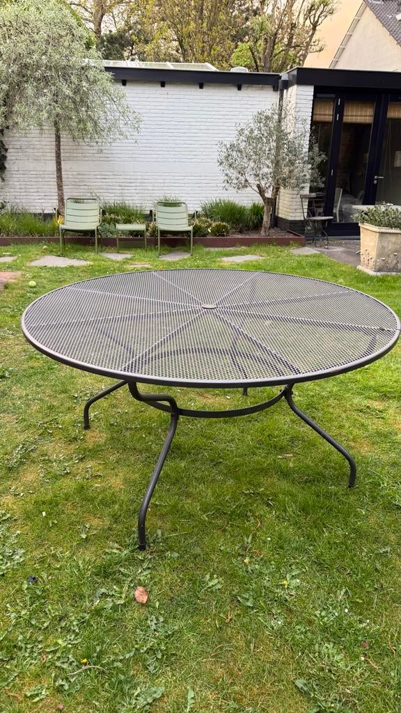 Grote ronde tuintafel (150cm), Tuin en Terras, Tuintafels, Ophalen of Verzenden, Gebruikt, Rond, Metaal