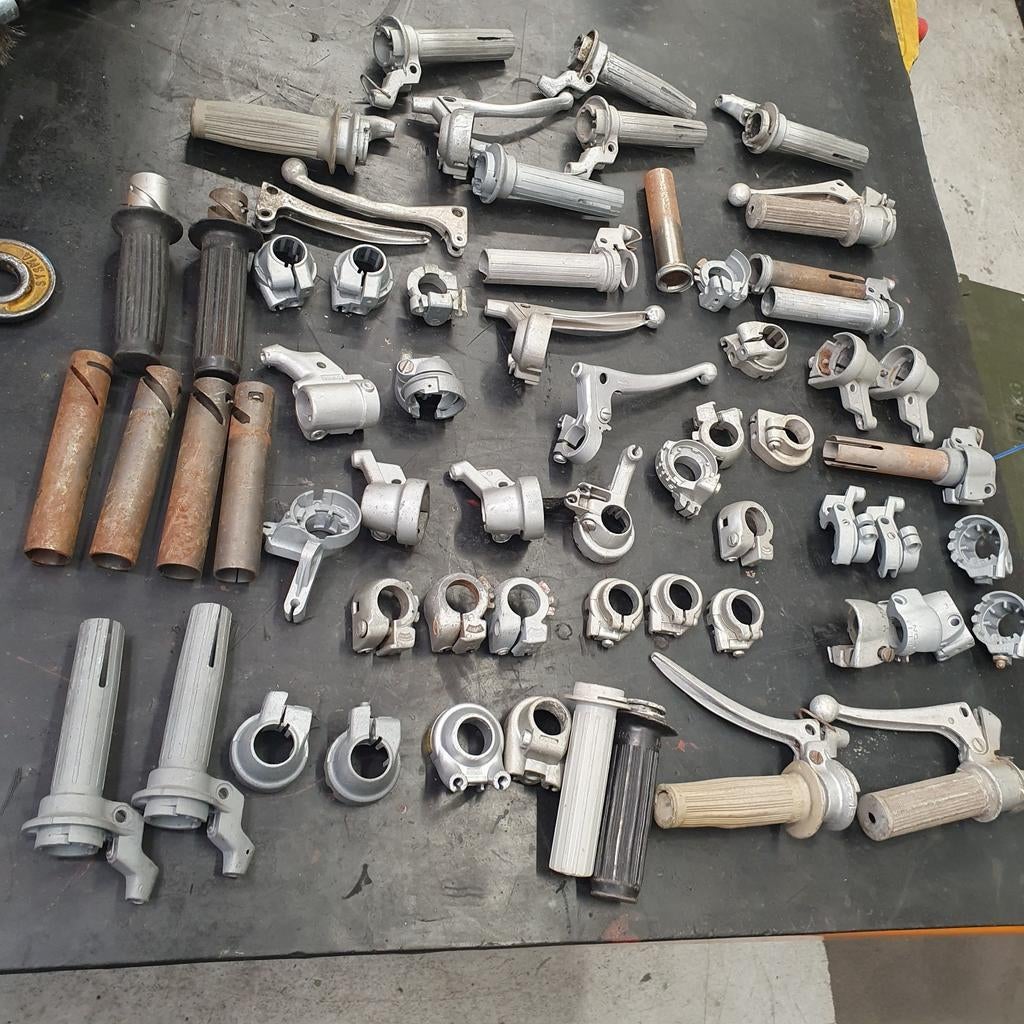 Grote partij veelal Magura handgrepen, kopp, versn enz, Fietsen en Brommers, Brommeronderdelen | Oldtimers, Ophalen of Verzenden