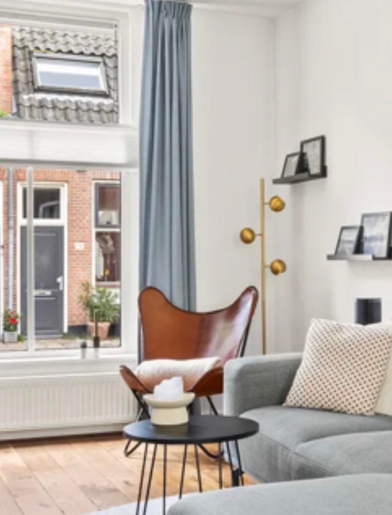 Leren vlinderstoel, Ophalen, Zo goed als nieuw, Leer, 75 tot 100 cm