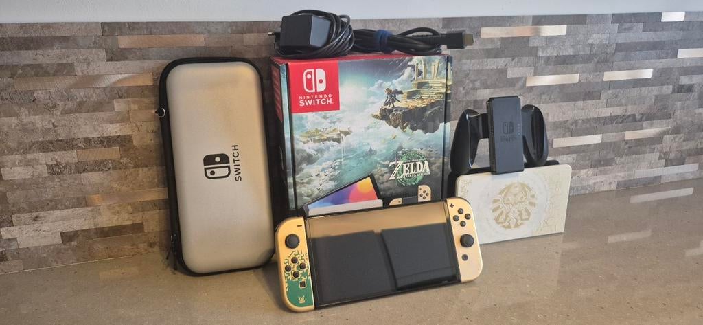 Nintendo Switch OLED Zelda Tears of the Kingdom editie, Overige genres, 1 speler, Ophalen of Verzenden, Zo goed als nieuw