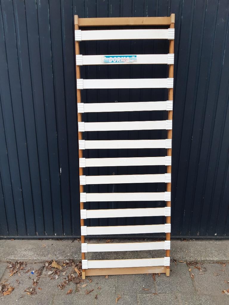 1 goede houten DORMA lattenbodem met brede latten, 70 x 200, Ophalen, Gebruikt, 200 cm, Hout