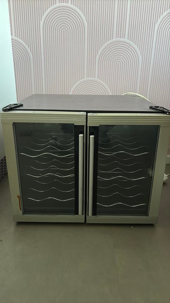 Sligro Wijnkoelkast Tafelmodel - Dubbel Glas, Dual Zone, Ophalen of Verzenden, Zo goed als nieuw