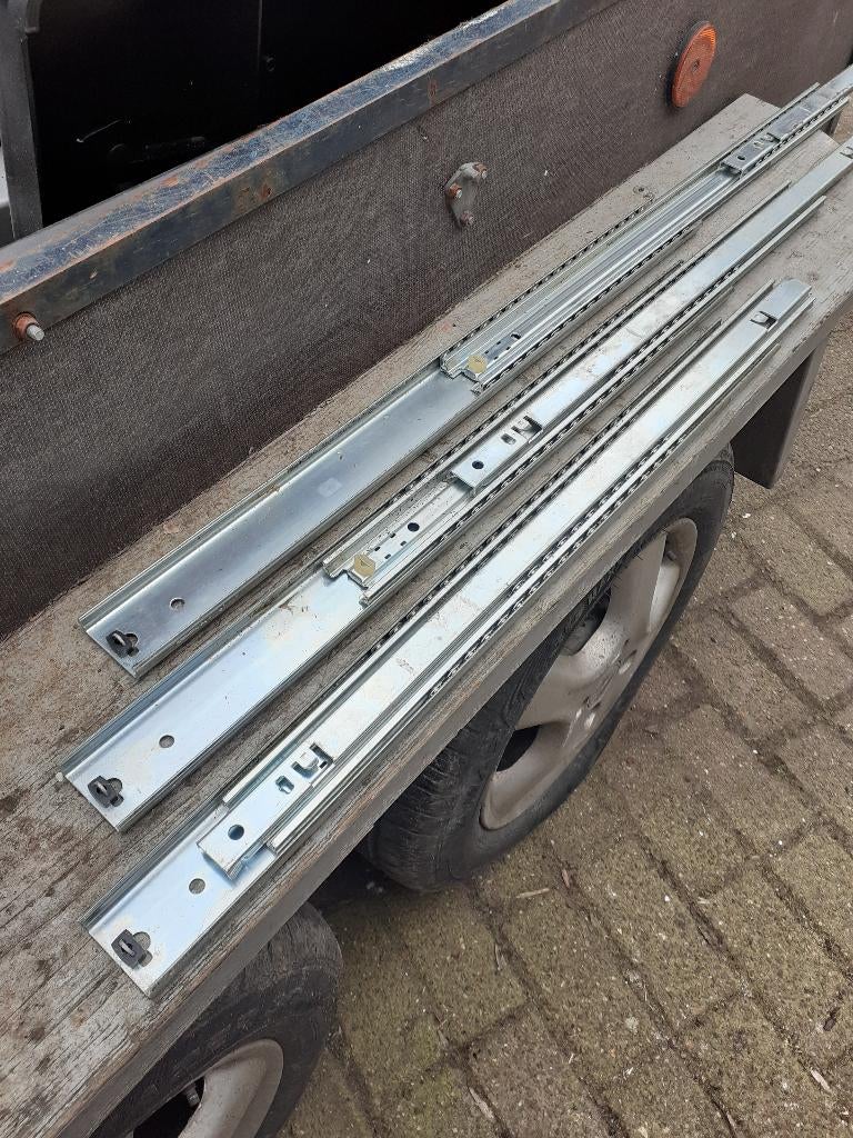 lade rails, Doe-het-zelf en Verbouw, Ophalen of Verzenden, Gebruikt, 50 tot 100 mm, Overige typen