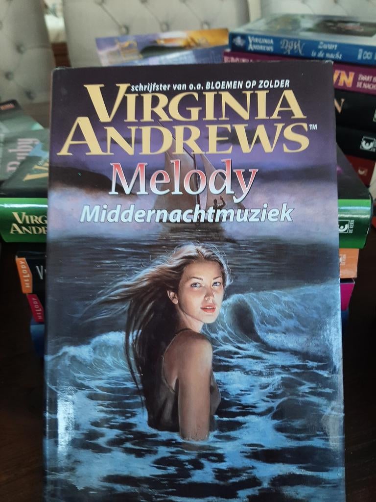 Virginia Andrews 37 boeken 7 serie's en nog 9 losse boeken, Boeken, Ophalen