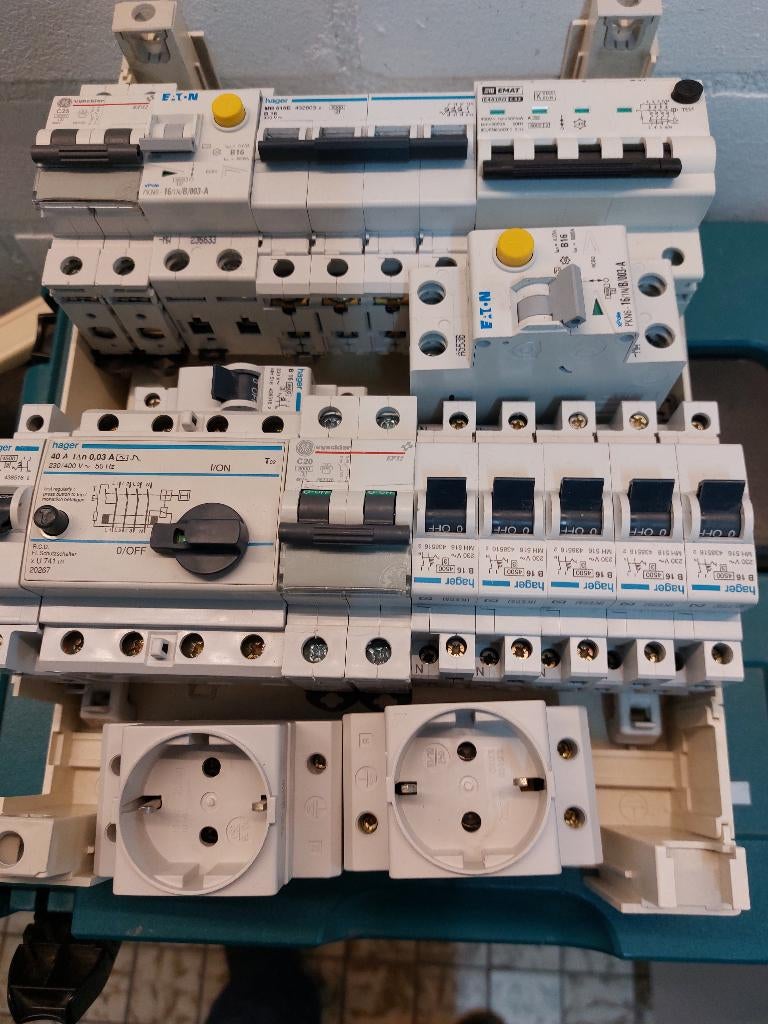 Installatieautomaten, Ophalen of Verzenden, Zo goed als nieuw