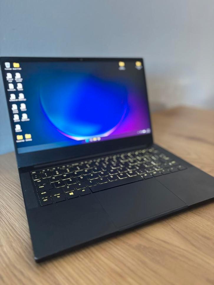 Razer blade stealth| i7-8th. Nvidia-4GB. 16GB. 512G, Computers en Software, Windows Laptops, Gebruikt, 13 inch, SSD, 4 Ghz of meer