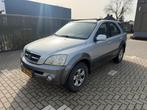 Kia Sorento 2.4 I 16V 2005 Grijs, Auto's, Kia, 4 cilinders, 138 pk, Origineel Nederlands, Bedrijf