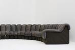Vintage DS-600 Non stop Snake sofa by De Sede in bruin leer, Ophalen, Vintage, design, 300 cm of meer, Leer