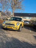 Mini 1.6 16V Cooper AUT 2003, Auto's, Stof, 4 stoelen, Origineel Nederlands, Handgeschakeld