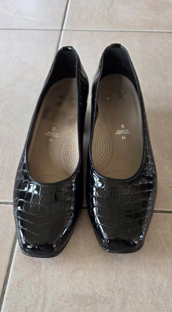 Zwarte pumps maat 43 wijd - Nette staat, Pumps, Zwart, Ophalen of Verzenden, Ara
