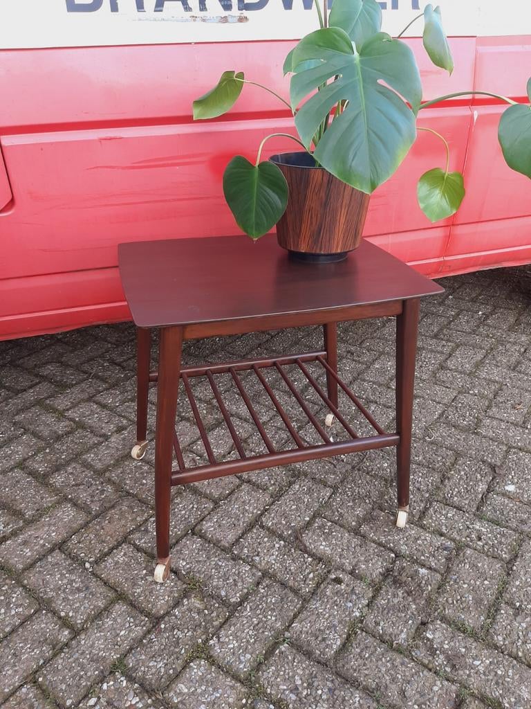 Scandinavisch vintage design trolley bijzettafel sidetable, Ophalen, 25 tot 50 cm, Rechthoekig