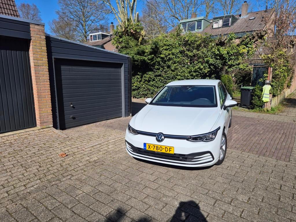 Volkswagen Golf 1.5 TSI 130pk 2020 Wit, Auto's, Voorwielaandrijving, Stof, 1498 cc, 4 cilinders