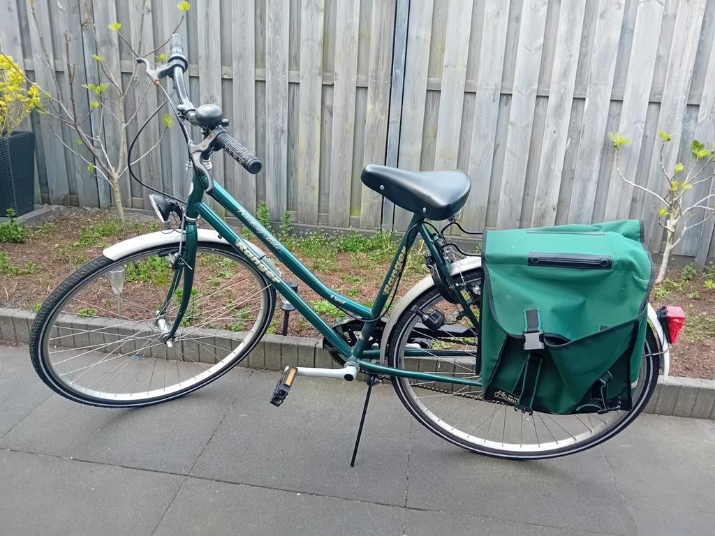 Damesfiets Ranger met fietstassen - Groen, Fietsen en Brommers, Fietsen | Dames | Damesfietsen, Gebruikt, Overige merken, Versnellingen