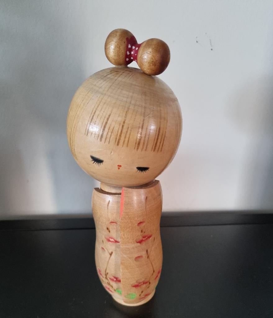 Mooie Kokeshi van Miyashita Hajime, Antiek en Kunst, Kunst | Niet-Westerse kunst, Verzenden