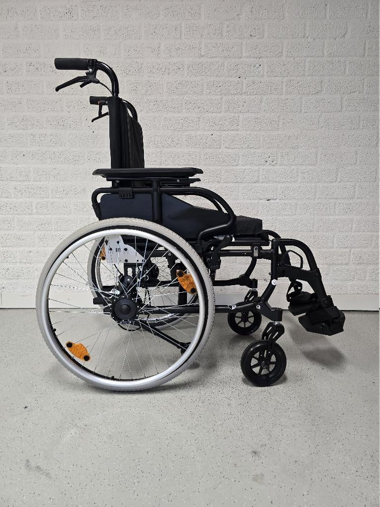 Lichtgewicht, inklapbare Dietz AS(01) rolstoel, Dietz, Ophalen of Verzenden, Zo goed als nieuw, Dietz
