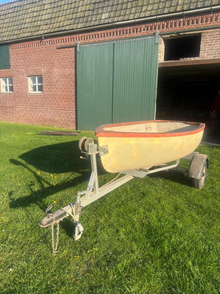 Hobby boot met trailer, Ophalen, Gebruikt