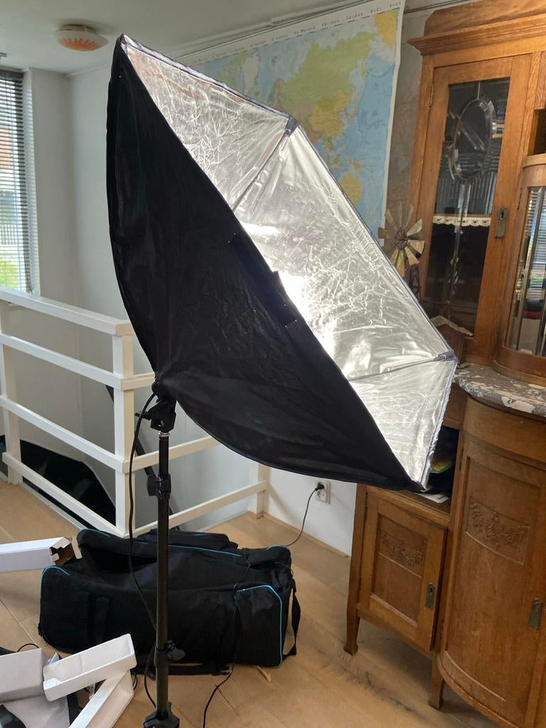 Complete Fotostudio Set: Softbox, Statief en Tas, Ophalen of Verzenden, Zo goed als nieuw, Complete fotostudio