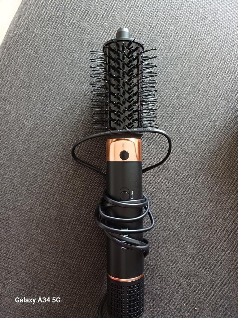 Krulborstel, Ophalen of Verzenden, Zo goed als nieuw