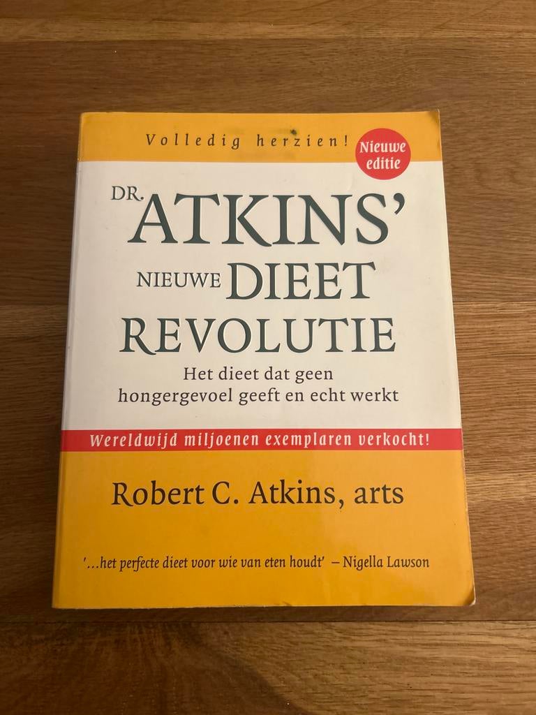 Dr. Atkins' Nieuwe Dieet Revolutie - Gewichtsverlies, Ophalen of Verzenden, Gelezen, Dieet en Voeding