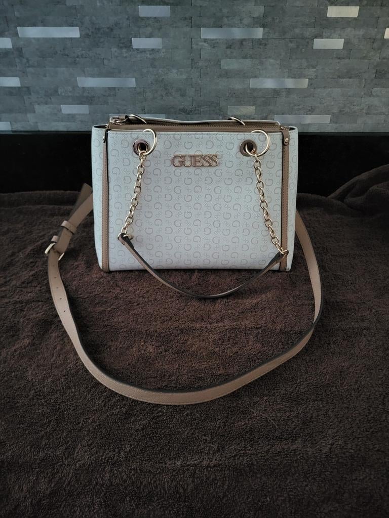Guess hand en schoudertas  Z.G.A.N, Ophalen of Verzenden, Zo goed als nieuw, Beige, Handtas