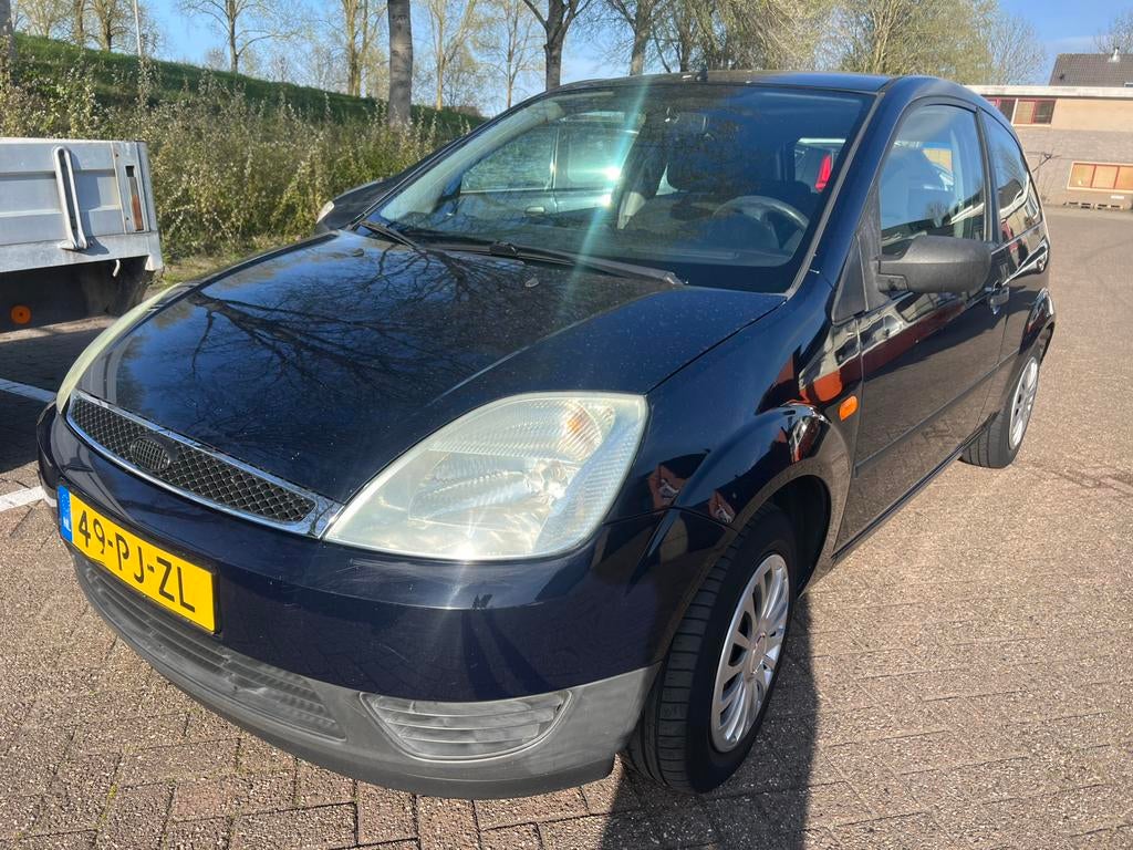 Ford fieste met een nieuwe apk, Auto's, Citroën, Voorwielaandrijving, 1005 kg, Blauw, Origineel Nederlands