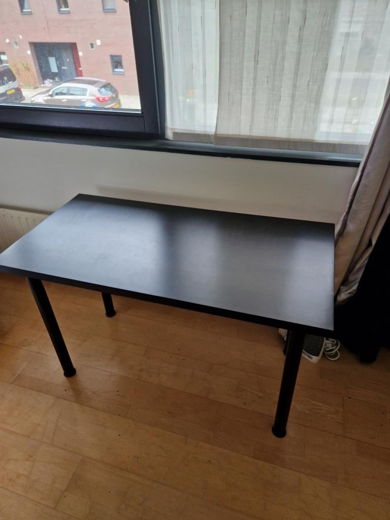Ikea Vika Amon bureau / eettafel - zwart/bruin, Gebruikt, 100 tot 150 cm, Tot twee personen, 50 tot 100 cm