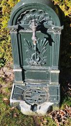 Antieke fontein van metaal, Tuin en Terras, Tuinbeelden, Ophalen of Verzenden, Gebruikt, Metaal, Overige typen