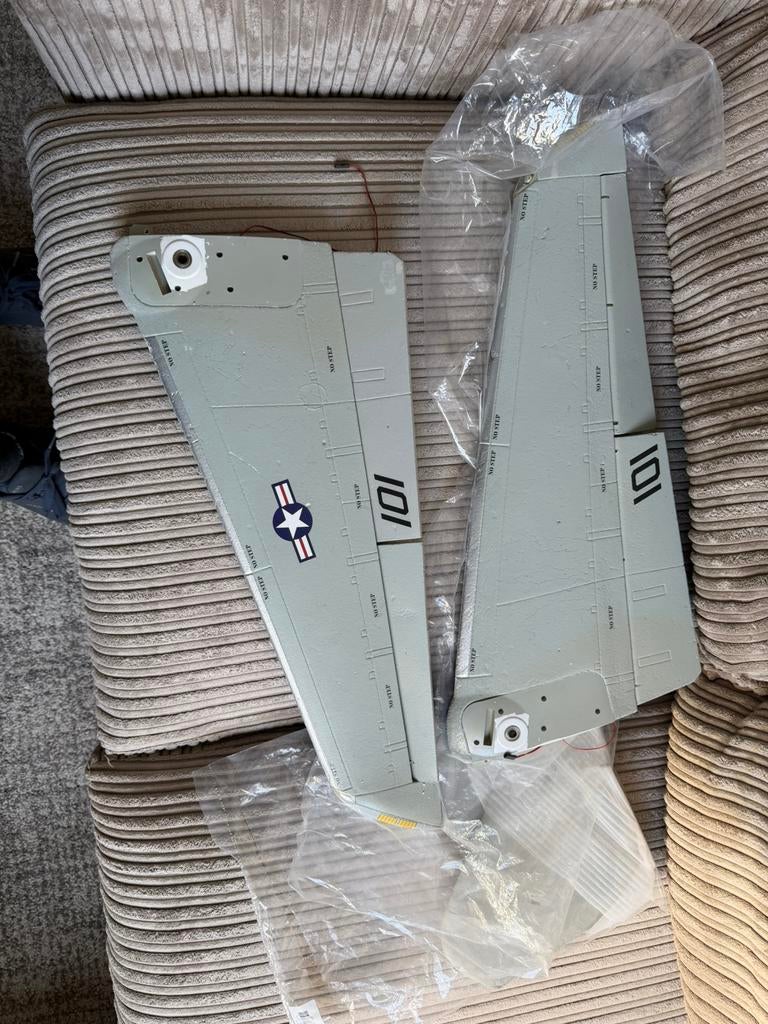 Freewing f14 vleugel set en elevator set, Ophalen, Zo goed als nieuw, Minder dan 15 m²