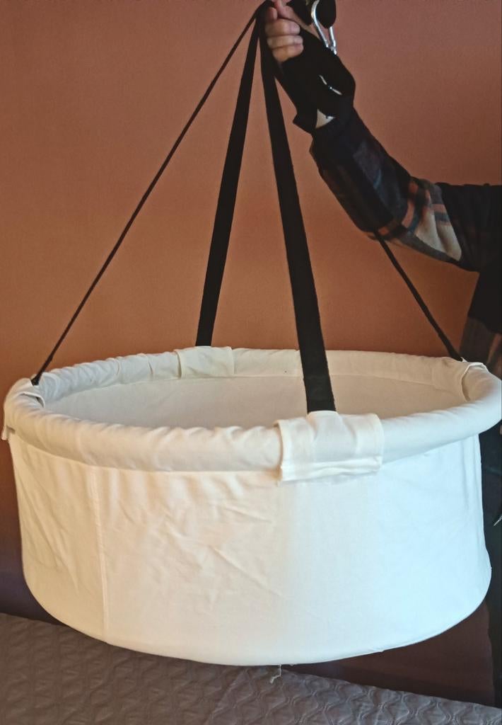 Nieuw Hangwiegje van katoen met klamboe, Kinderen en Baby's, Babywiegjes en Ledikanten, Ophalen of Verzenden, Nieuw, Wieg