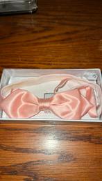 Nieuw 100 procent zijden roze vlinderstrik, Ophalen of Verzenden, Nieuw, Roze