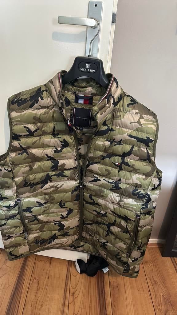 Tommy hilfiger bodywarmer. NIEUW!! Maat 3xl, Kleding | Heren, Bodywarmers, Ophalen of Verzenden, Nieuw, Overige maten, Groen
