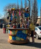 Carnaval kermis attractie met scootmobiel onderstel, Ophalen, Zo goed als nieuw, Overige maten